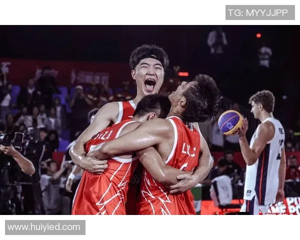 新疆队挑战美国明星队篮球盛宴精彩对决引发全球关注与热议