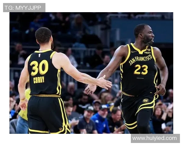 季后赛精彩对决勇士与骑士的巅峰对抗视频回顾与分析