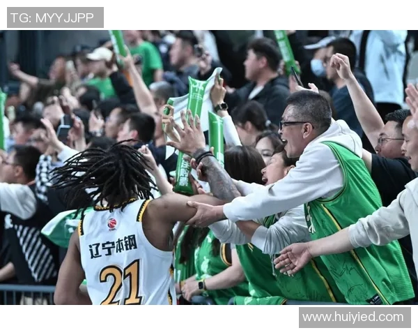 辽宁男篮与广东队激战半决赛谁能晋级决战舞台引发球迷热议